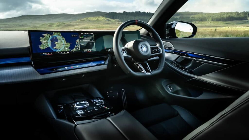 Bmw-i5-interior