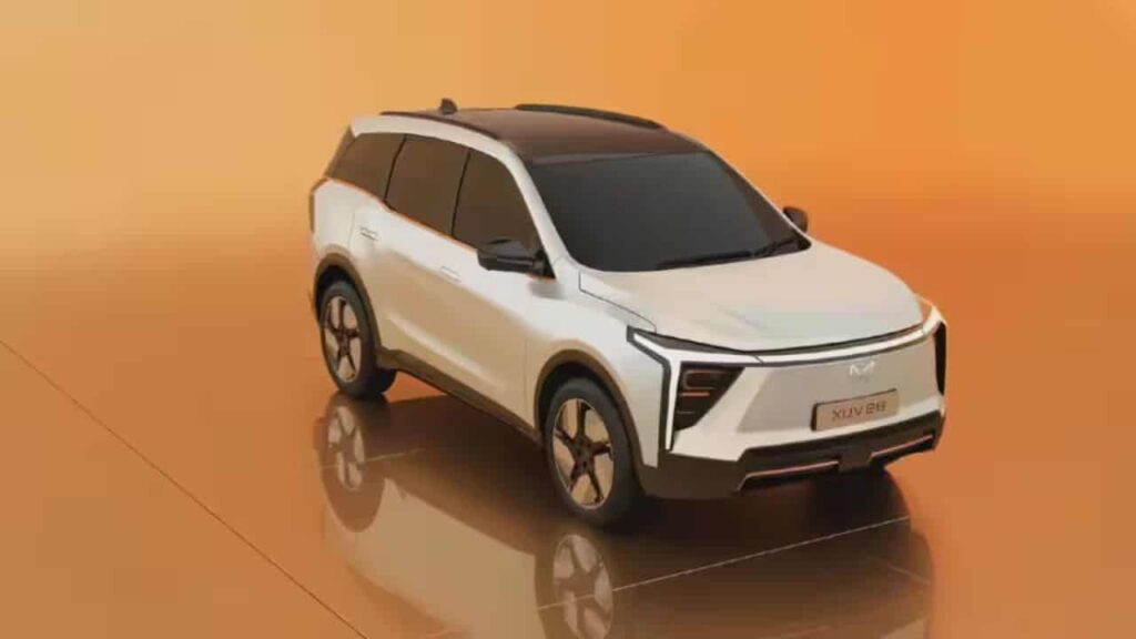 महिंद्रा XUV e8