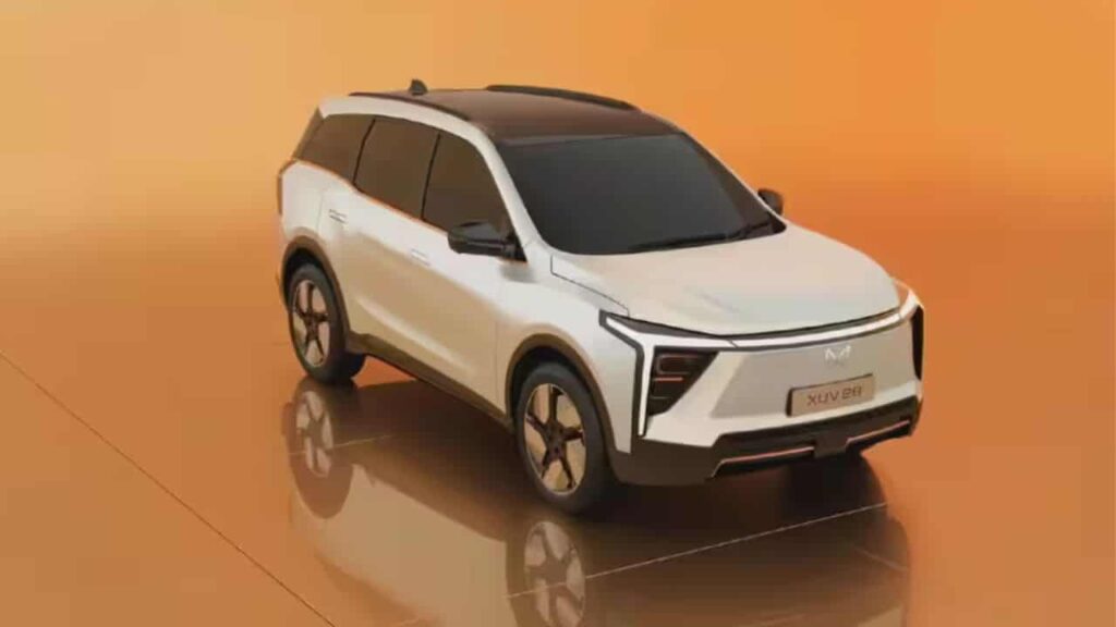 महिंद्रा XUV e8